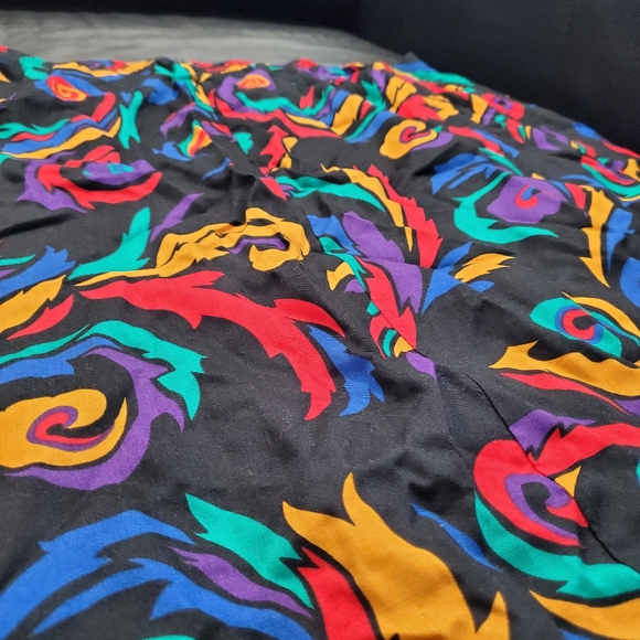 vintage vibrant feather print midi 90s skirt - Picture 4 of 5